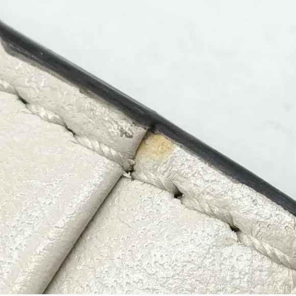 GUCCI Card Case/Coin Case Ivory - Picture 9 of 10